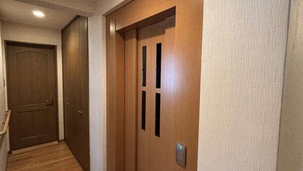 荻須邸（エレベーター入替）