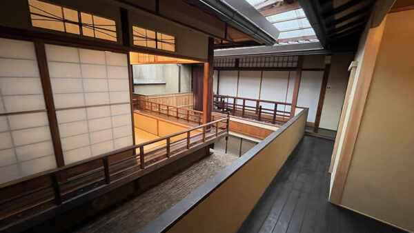 お茶屋　丹鶴　様